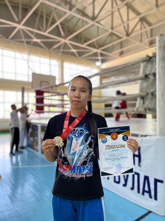 В Кыргызстане на международном турнире по кикбоксингу ...